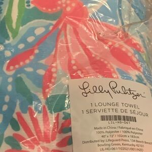 Lilly Pulitzer Colorful Floral Lounge Towel
